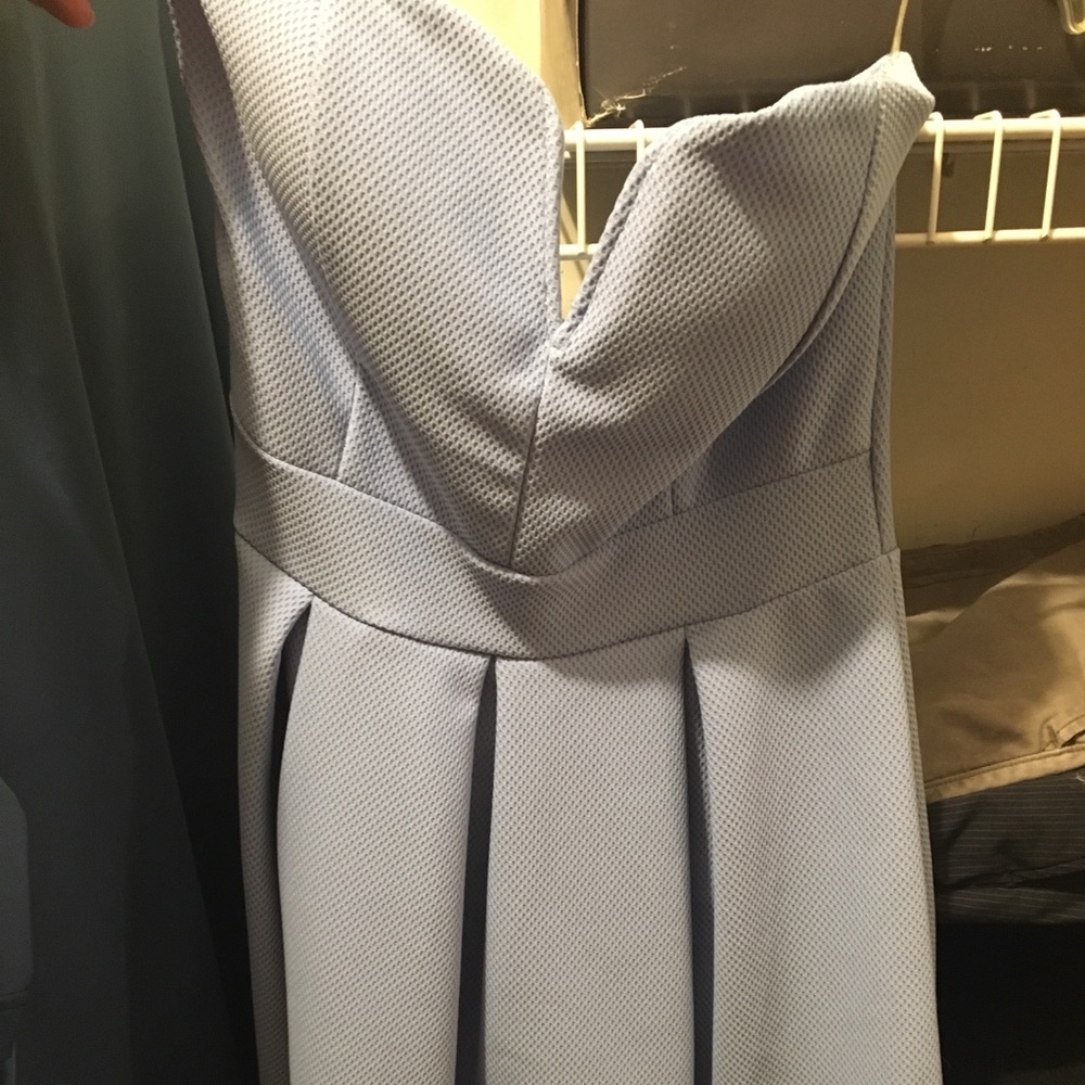 Never before worn, blue strapless dress 😍